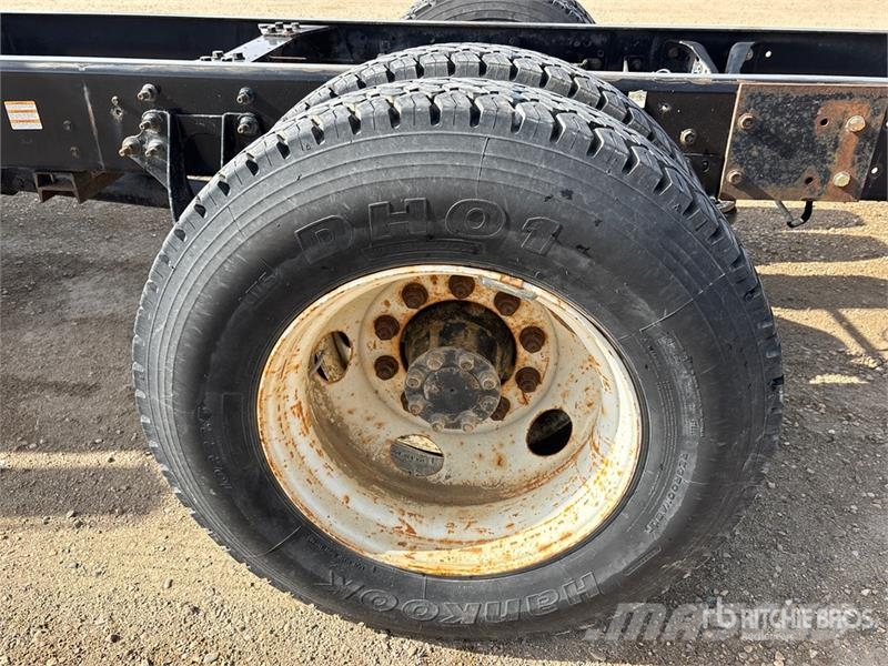 Ford F-650 4x2 Cab and Chassis (Inoperable) Кабіни