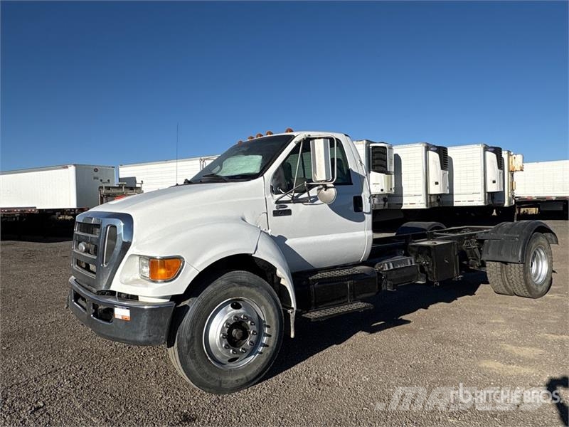 Ford F-750 Cabines