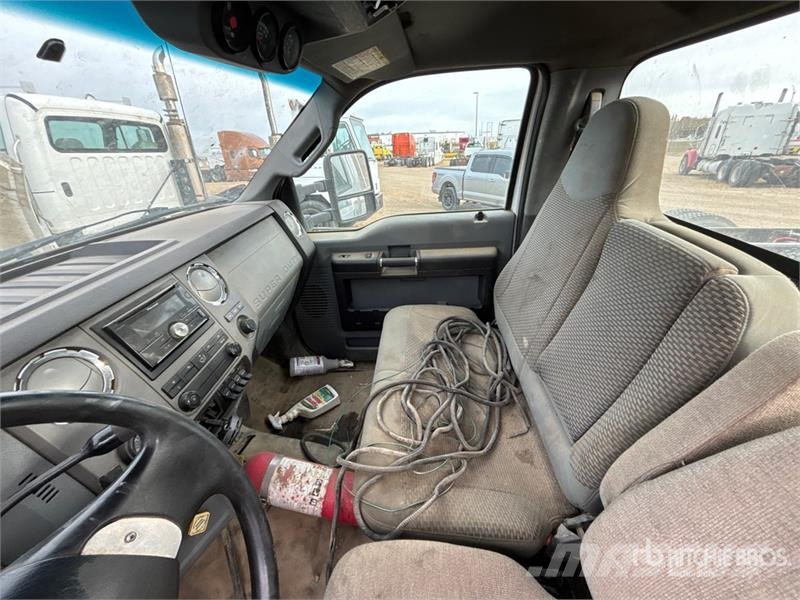 Ford F-750 Kabine i unutrašnjost
