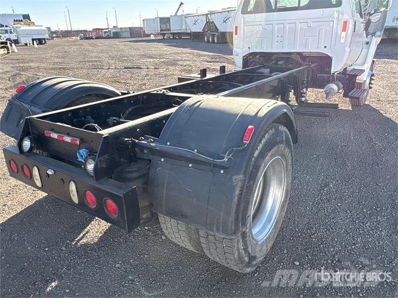 Ford F-750 Cabines
