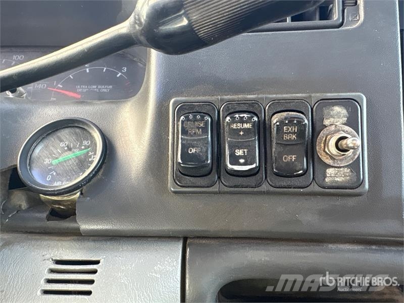 Ford F-750 Cabines