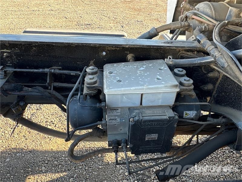Ford F-750 Cabines