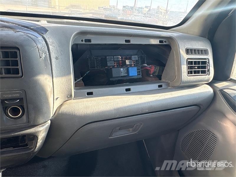 Ford F-750 Cabines