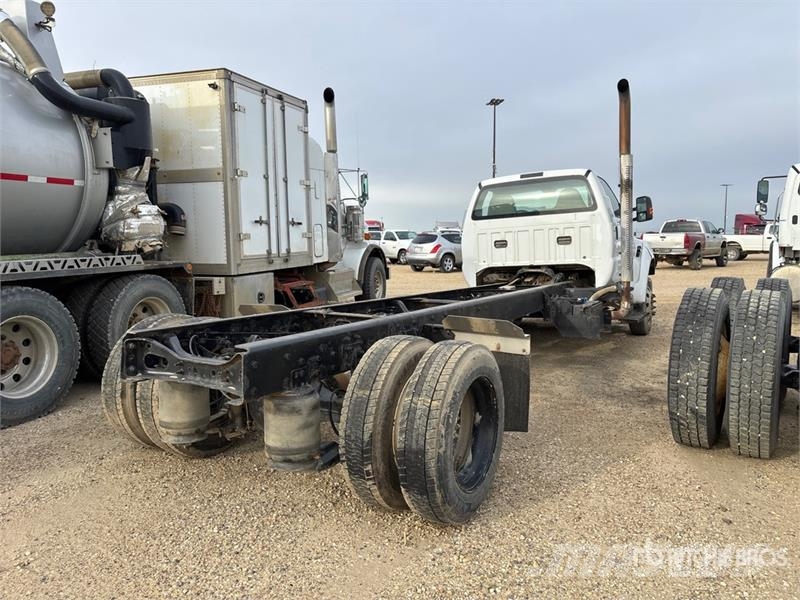 Ford F-750 Kabine i unutrašnjost