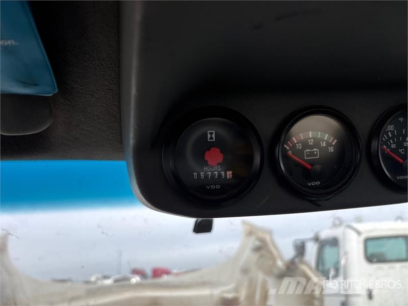 Ford F-750 Kabine i unutrašnjost