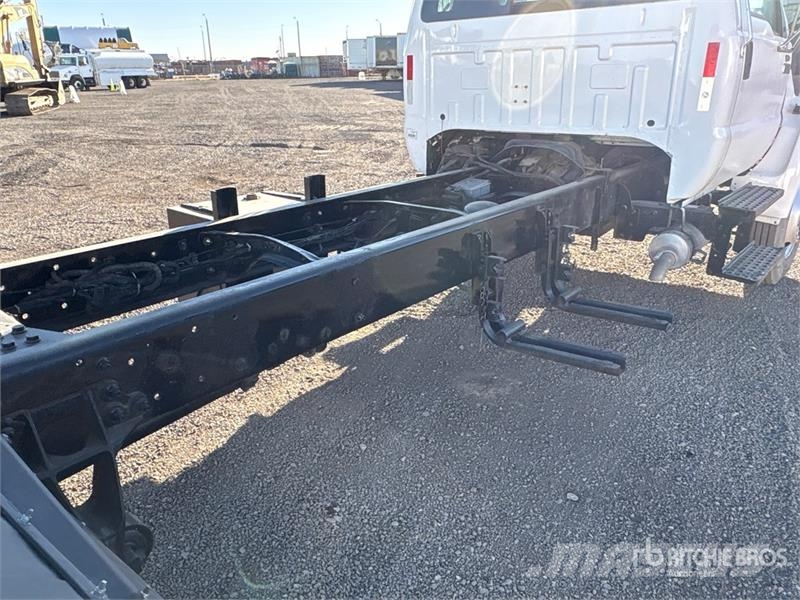 Ford F-750 Cabines