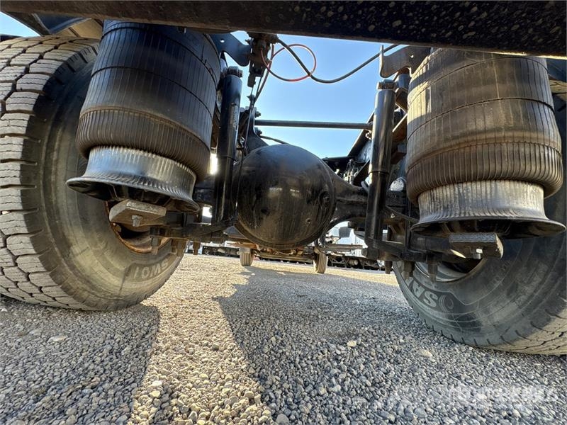 Ford F-750 Cabines