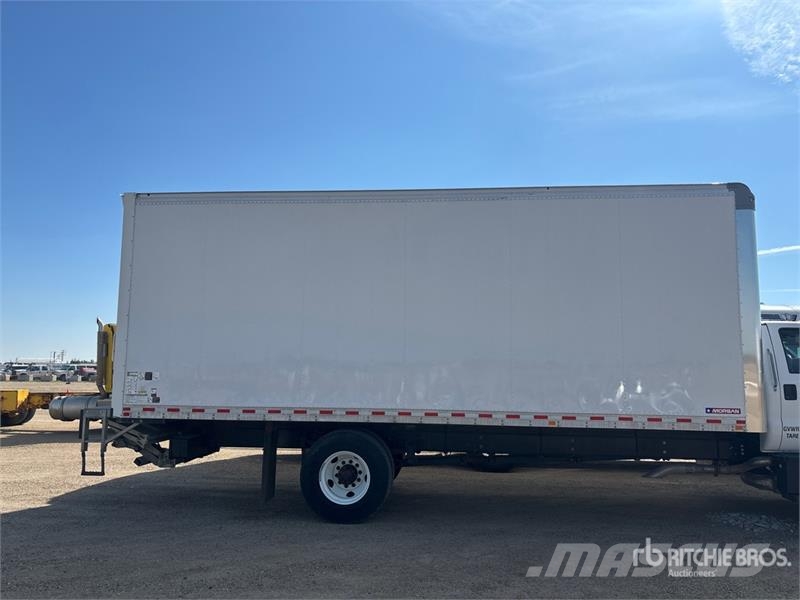 Ford F-750 4x2 Van Truck Sanduk kamioni