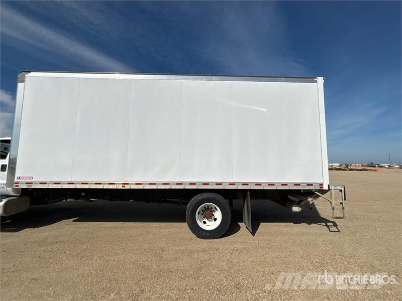 Ford F-750 4x2 Van Truck Sanduk kamioni