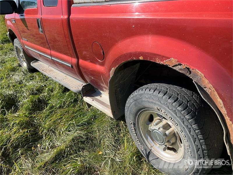 Ford F250 SD Lariat Lariat 4x4 Extended Cab Pickup Muu