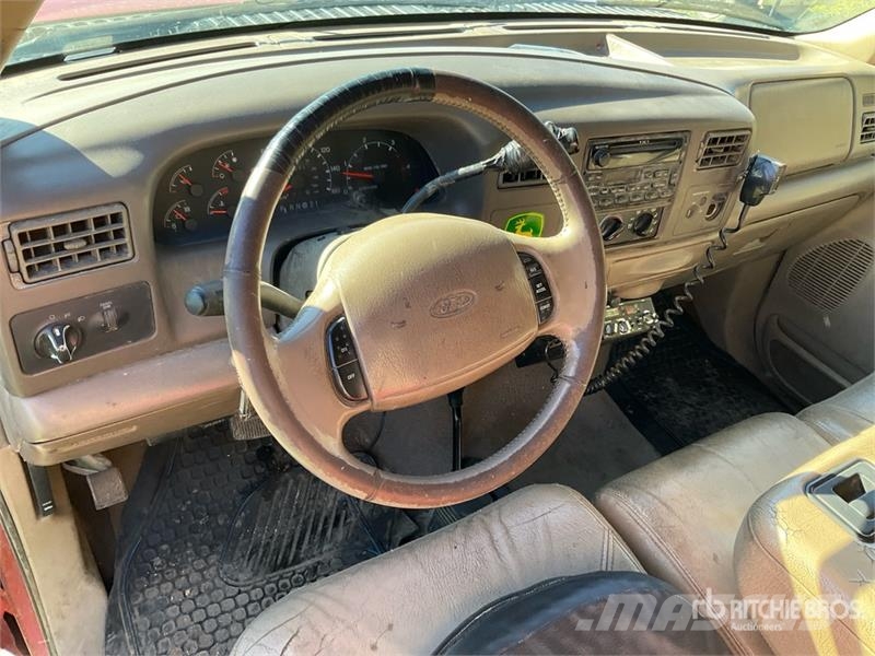 Ford F250 SD Lariat Lariat 4x4 Extended Cab Pickup Muu