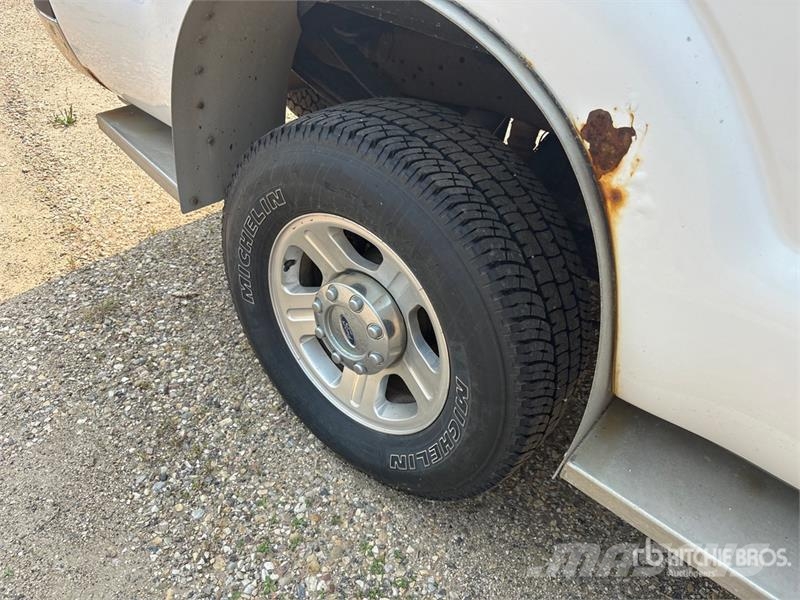 Ford F350 Super Duty XLT 4x4 Pickup Άλλα Vans