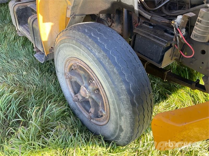 Ford F600 4x2 Grain Truck Camiones para granja y transporte de granos