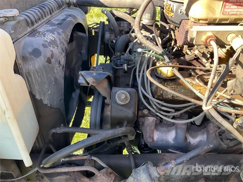 Ford F600 4x2 Grain Truck Camiones para granja y transporte de granos
