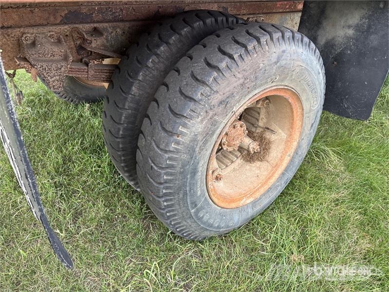Ford F600 4x2 Grain Truck Autocarro agricolo / grano