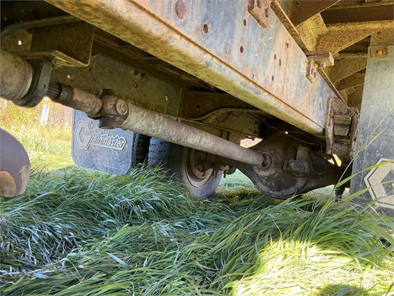 Ford F600 4x2 Grain Truck Camiones para granja y transporte de granos