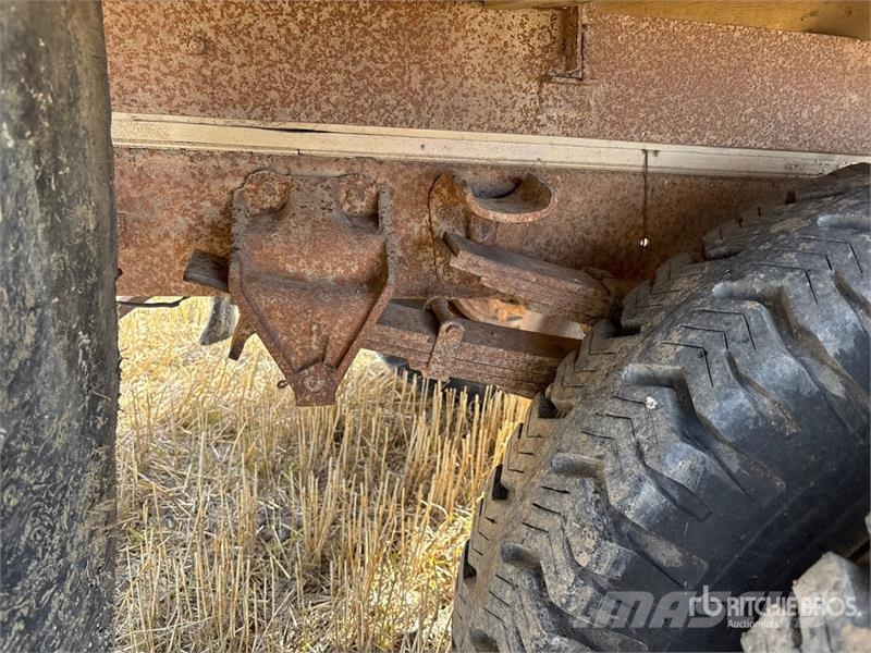Ford F600 4x2 Grain Truck Poljoprivredni / kamioni za žitarice