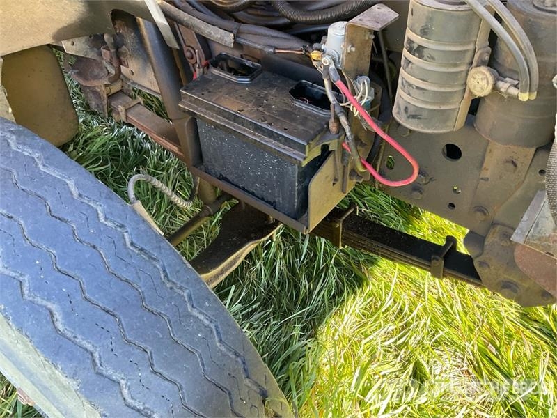 Ford F600 4x2 Grain Truck Camiones para granja y transporte de granos