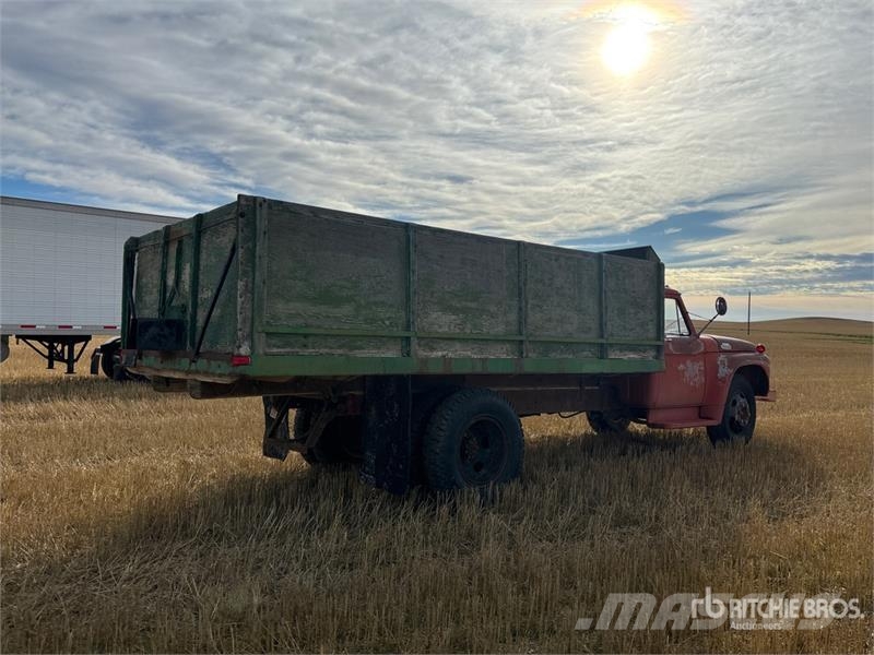 Ford F600 4x2 Grain Truck Poljoprivredni / kamioni za žitarice