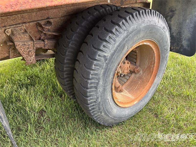 Ford F600 4x2 Grain Truck Autocarro agricolo / grano