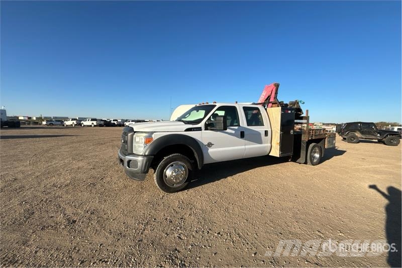 Ford F65A.0.24 981 lb Knuckle Boom on Ford F-550 XL 4x4 Kranwagen