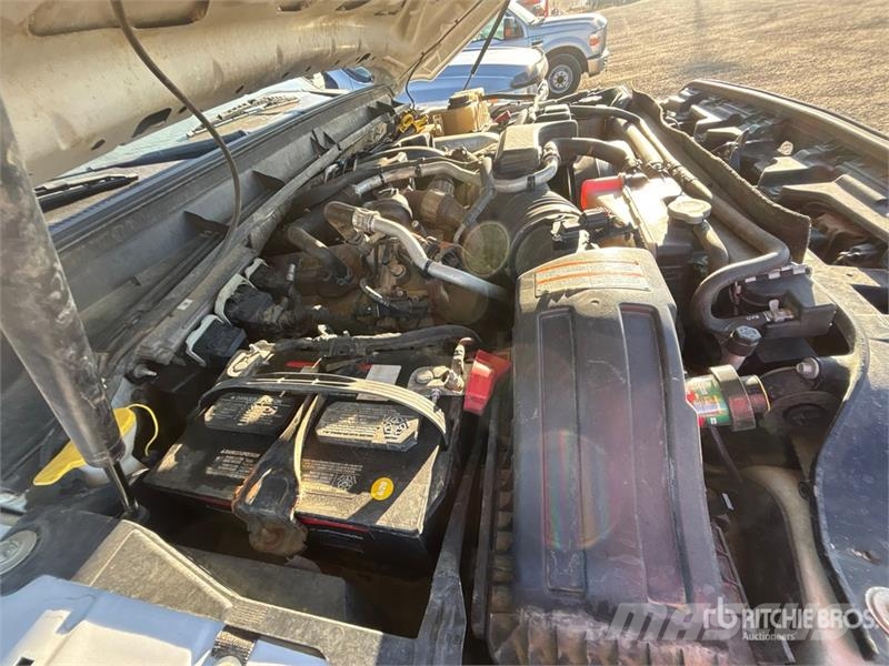 Ford F65A.0.24 981 lb Knuckle Boom on Ford F-550 XL 4x4 Kranwagen