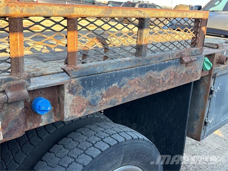 Ford F65A.0.24 981 lb Knuckle Boom on Ford F-550 XL 4x4 Kranwagen