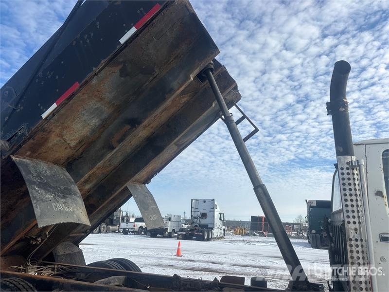 Ford F800 4x4 S/A Dump Truck 自卸式货车