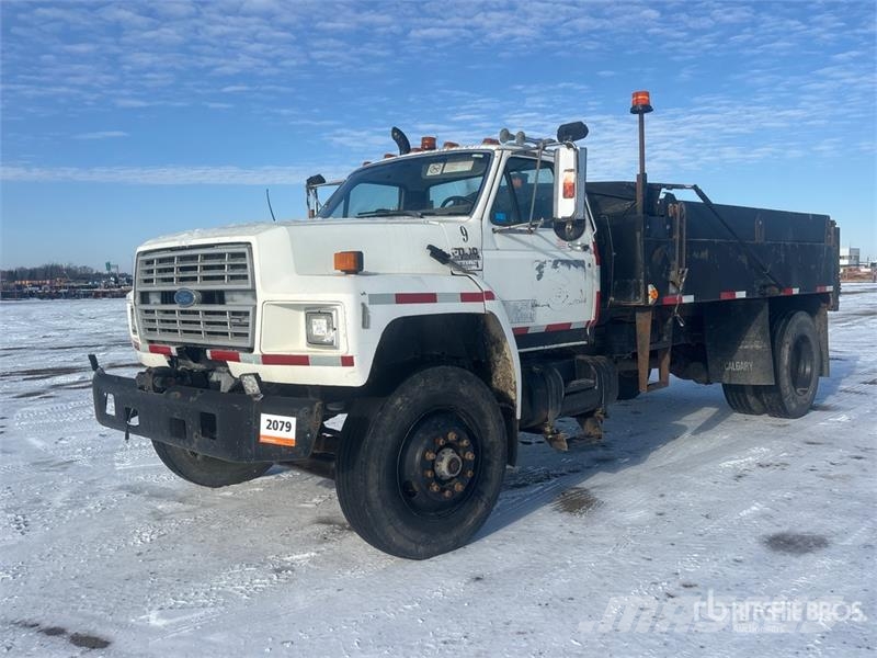 Ford F800 4x4 S/A Dump Truck 自卸式货车
