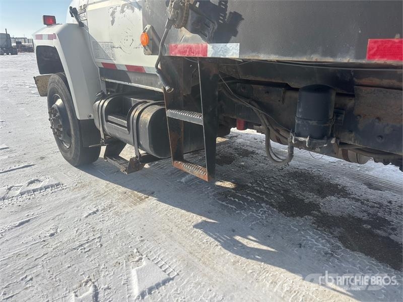 Ford F800 4x4 S/A Dump Truck 自卸式货车