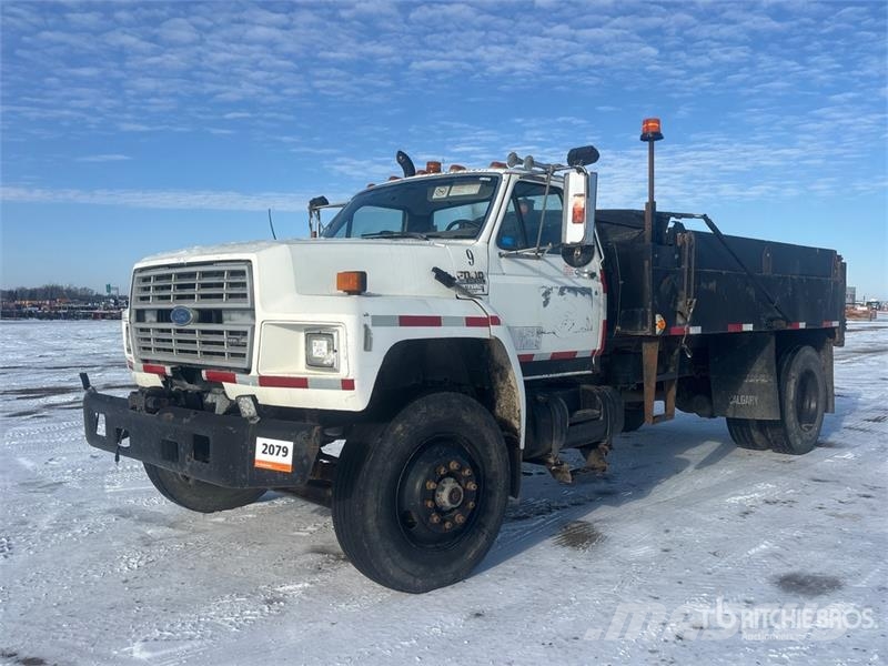 Ford F800 4x4 S/A Dump Truck 自卸式货车