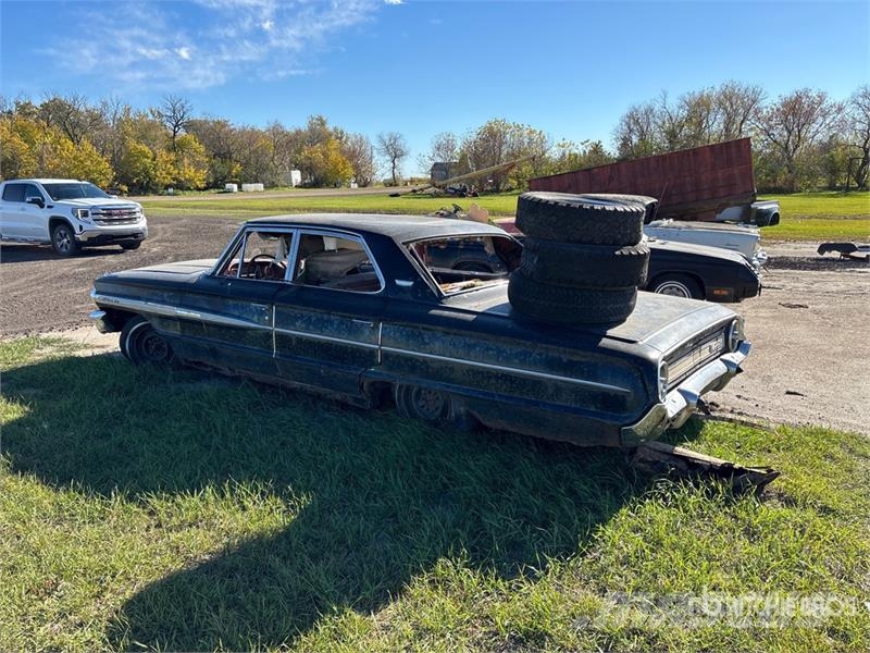 Ford Galaxie 500 Automobile (Inoperable) Auto's