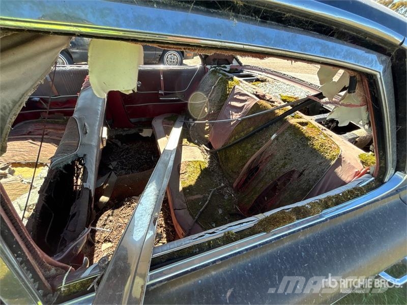 Ford Galaxie 500 Automobile (Inoperable) Auto's