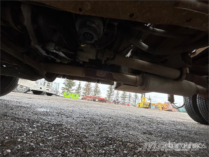 Ford Hiab 077 CL Knuckle Boom on Ford F-550 XLT 4x4 Bo Crane trucks
