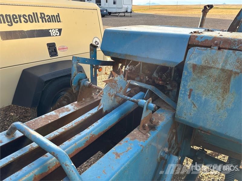 Ford I4-4II Square Baler Square balers