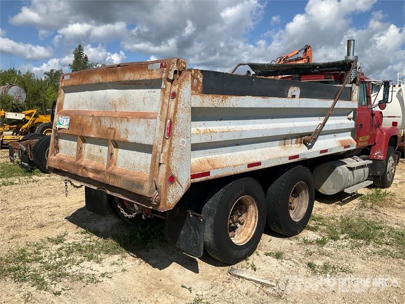 Ford L9000 Φορτηγά Ανατροπή