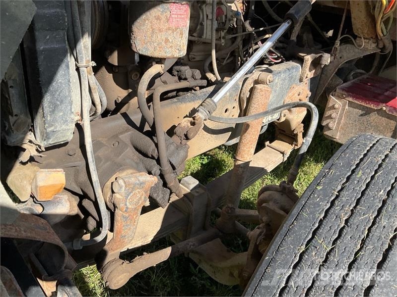 Ford L9000 6x4 Grain Truck Kornbil