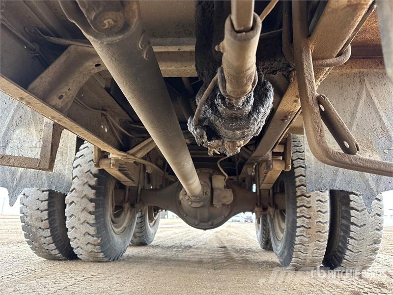 Ford LN700 6x4 Grain Truck (Inoperable) Kmetijski / žitni tovornjaki