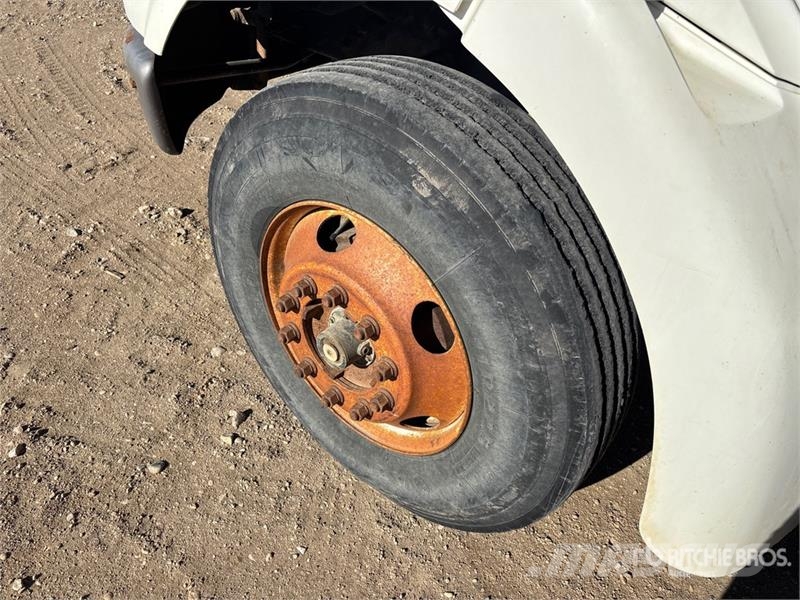 Ford Louisville 6x4 Grain Truck Poljoprivredni / kamioni za žitarice