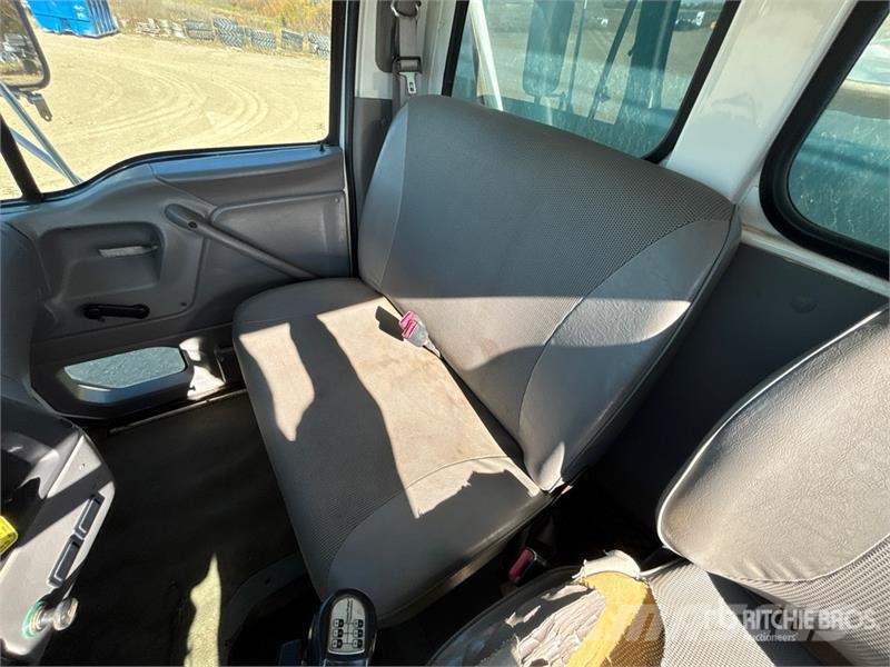 Ford Louisville 6x4 Grain Truck Poljoprivredni / kamioni za žitarice