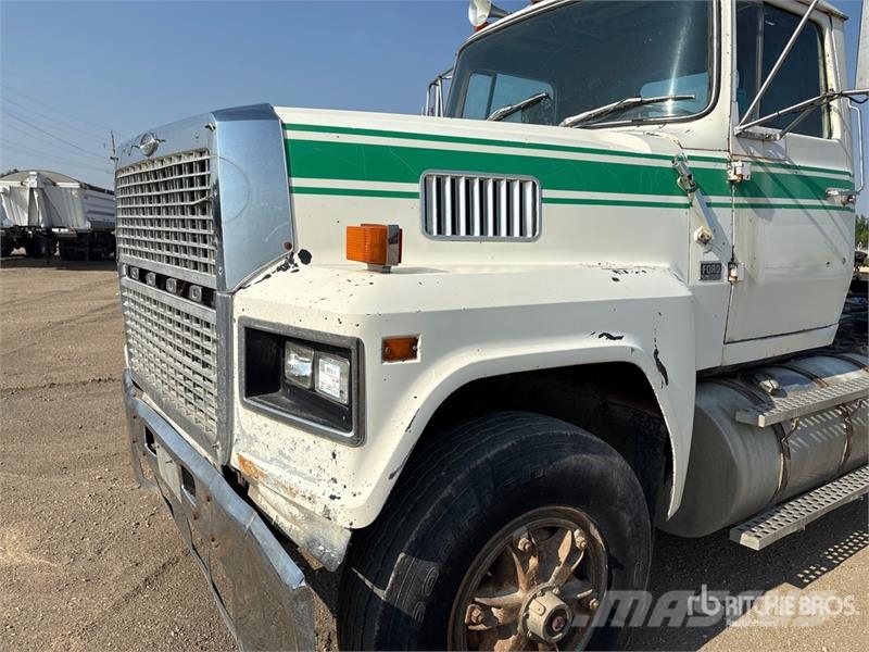 Ford LTL9000 Trekkers