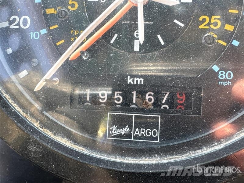 Ford LTL9000 Trekkers