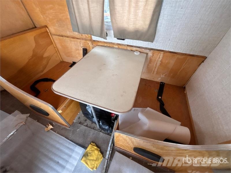Ford Motor Home Asuntoautot ja asuntovaunut