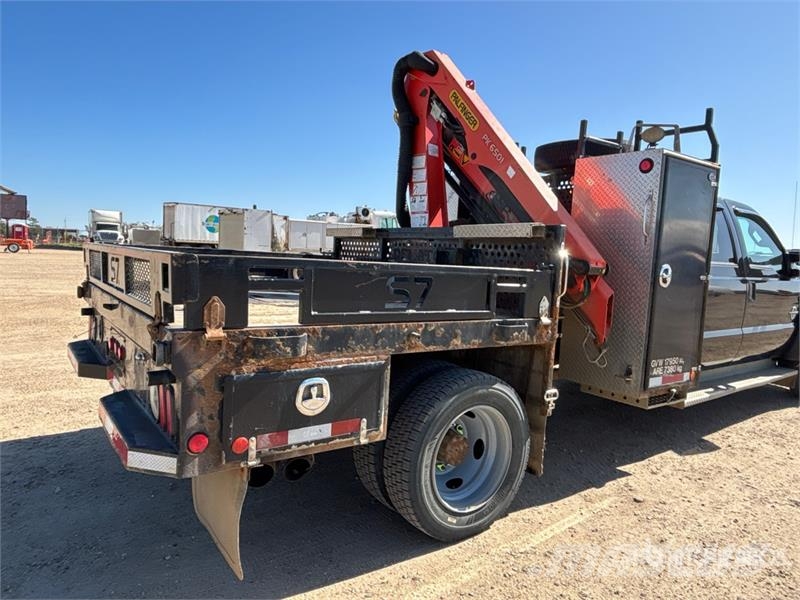 Ford Palfinger PK6501 Knuckle Boom on Ford F-550 XLT 4 Camion plateau ridelle avec grue