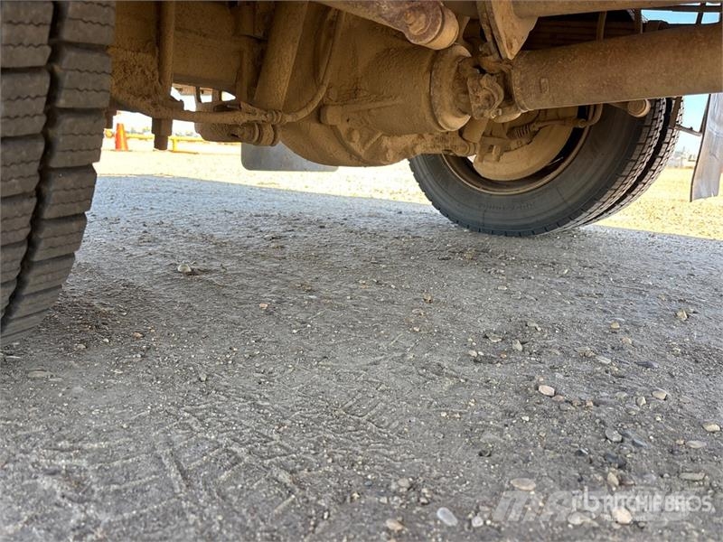 Ford Palfinger PK6501 Knuckle Boom on Ford F-550 XLT 4 Camion plateau ridelle avec grue