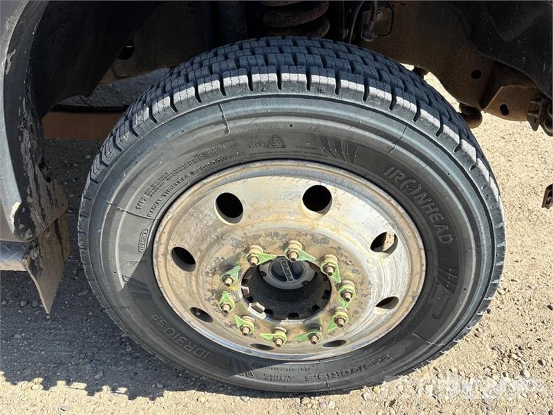 Ford Palfinger PK6501 Knuckle Boom on Ford F-550 XLT 4 Camion plateau ridelle avec grue