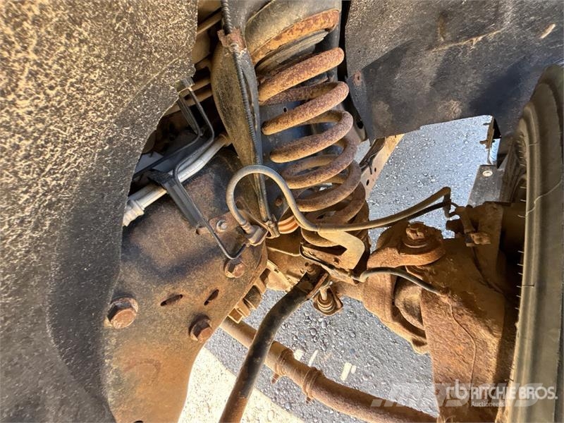 Ford Palfinger PK6501 Knuckle Boom on Ford F-550 XLT 4 Camion plateau ridelle avec grue