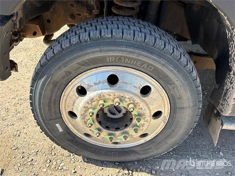 Ford Palfinger PK6501 Knuckle Boom on Ford F-550 XLT 4 Camion plateau ridelle avec grue