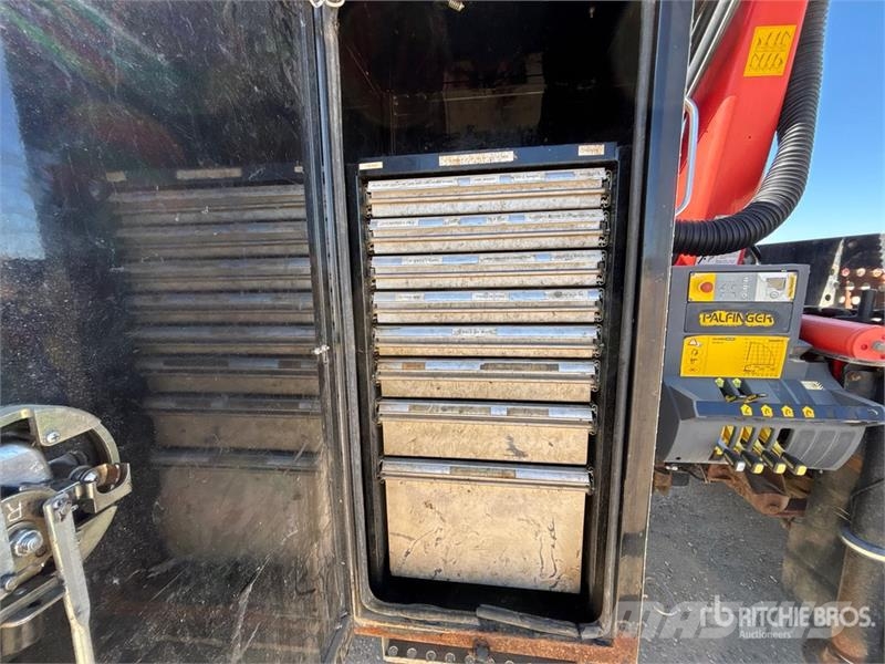 Ford Palfinger PK6501 Knuckle Boom on Ford F-550 XLT 4 Camion plateau ridelle avec grue