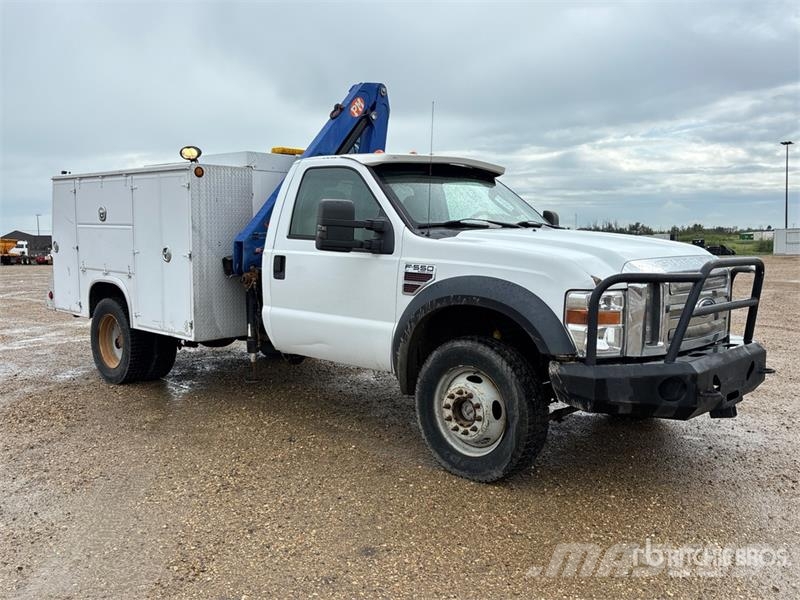 Ford PM 4022 Knuckle Boom on Ford F-550 XLT 4x4 Boom T Автокранове